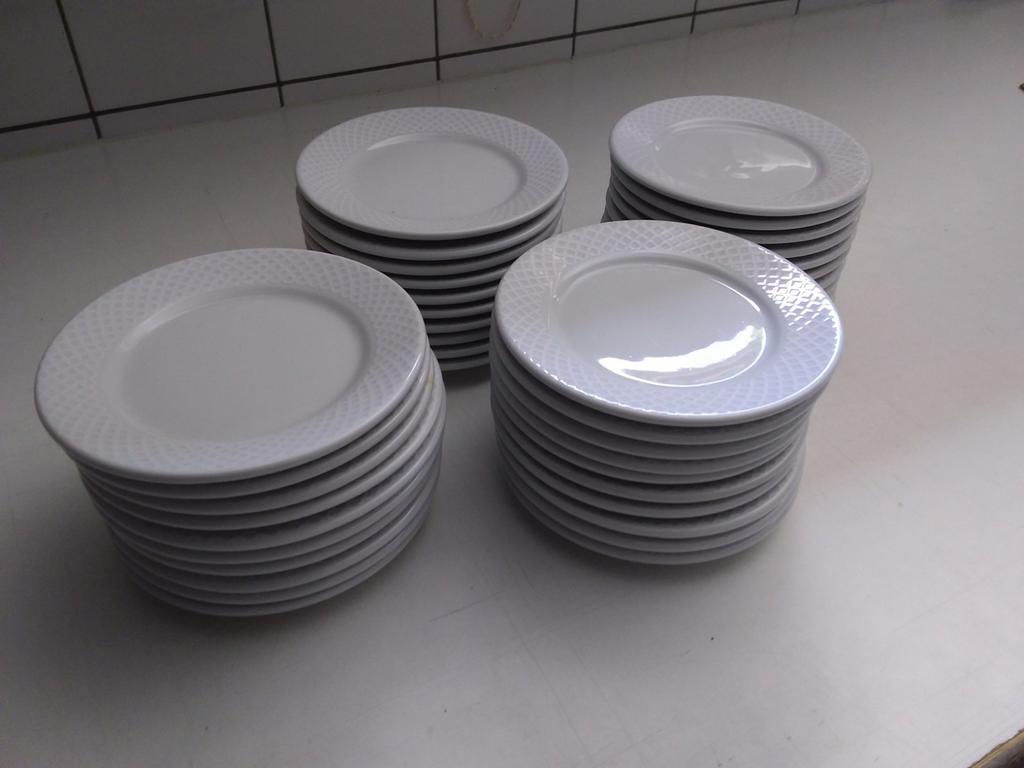 Dessert bordjes, amuse bordjes, Huis en Inrichting, Keuken | Servies, Ophalen, Zo goed als nieuw