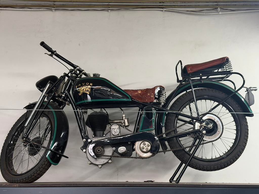 Favor, Motoren, Ophalen