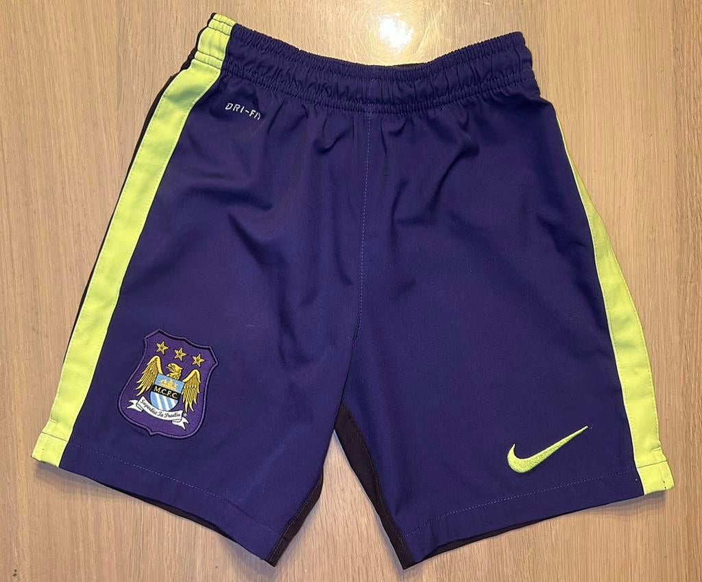 ️ ⚽️ Short maat 128, Kinderen en Baby's, Kinderkleding | Maat 128, NIKE, Jongen of Meisje, Sport- of Zwemkleding, Ophalen of Verzenden