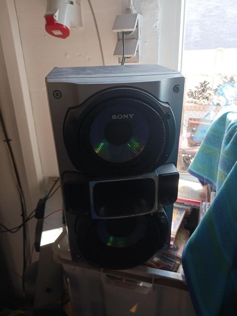 Stereo keten en 2 boxen, Enlèvement, Comme neuf