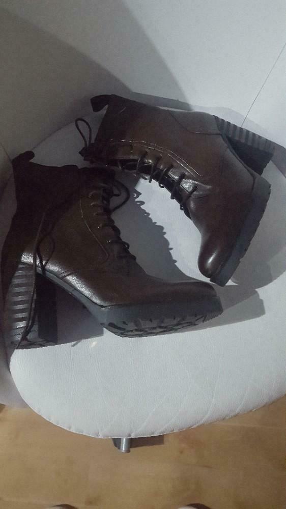 Lucia Grassi Lederen boots M 40, Kleding | Dames, Schoenen, Bruin, Lage of Enkellaarzen, Ophalen of Verzenden, Nieuw