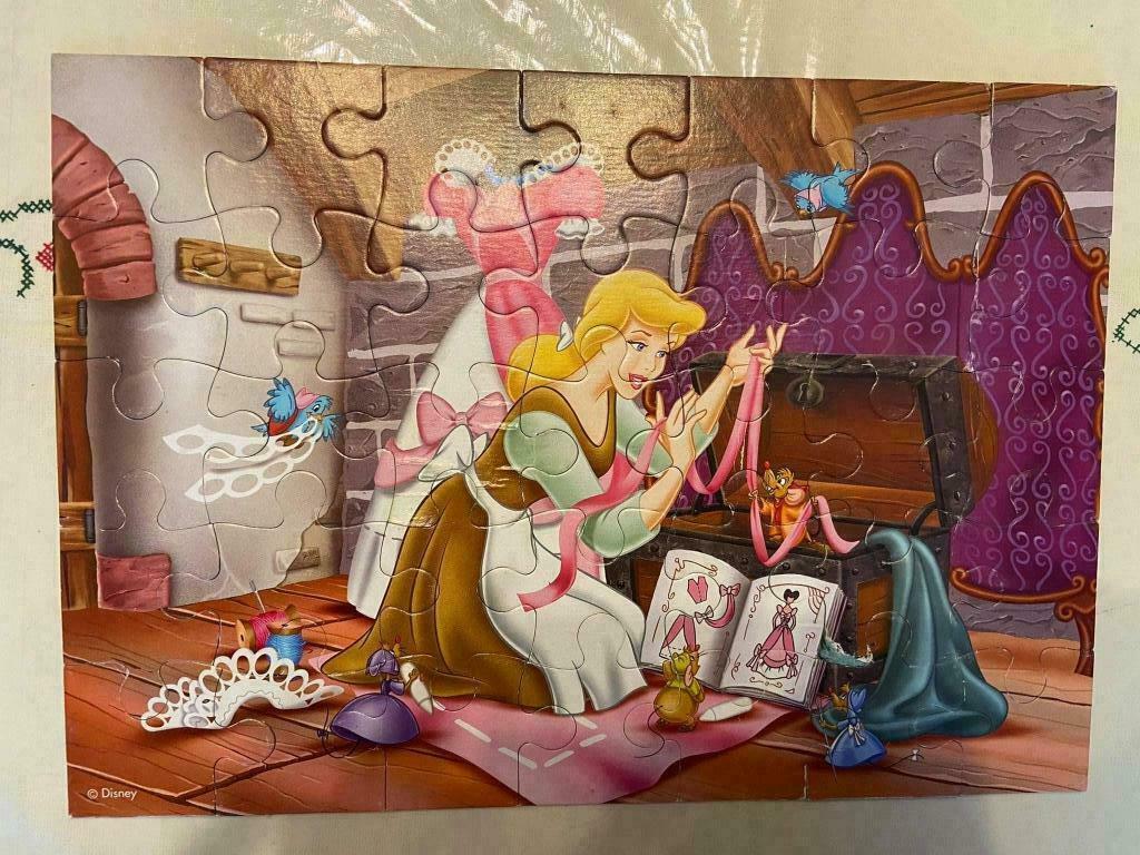 Puzzle Cendrillon 35 pièces Jumbo à partir de 3 ans et plus, Ophalen, 10 tot 50 stukjes, Gebruikt, 4 tot 6 jaar