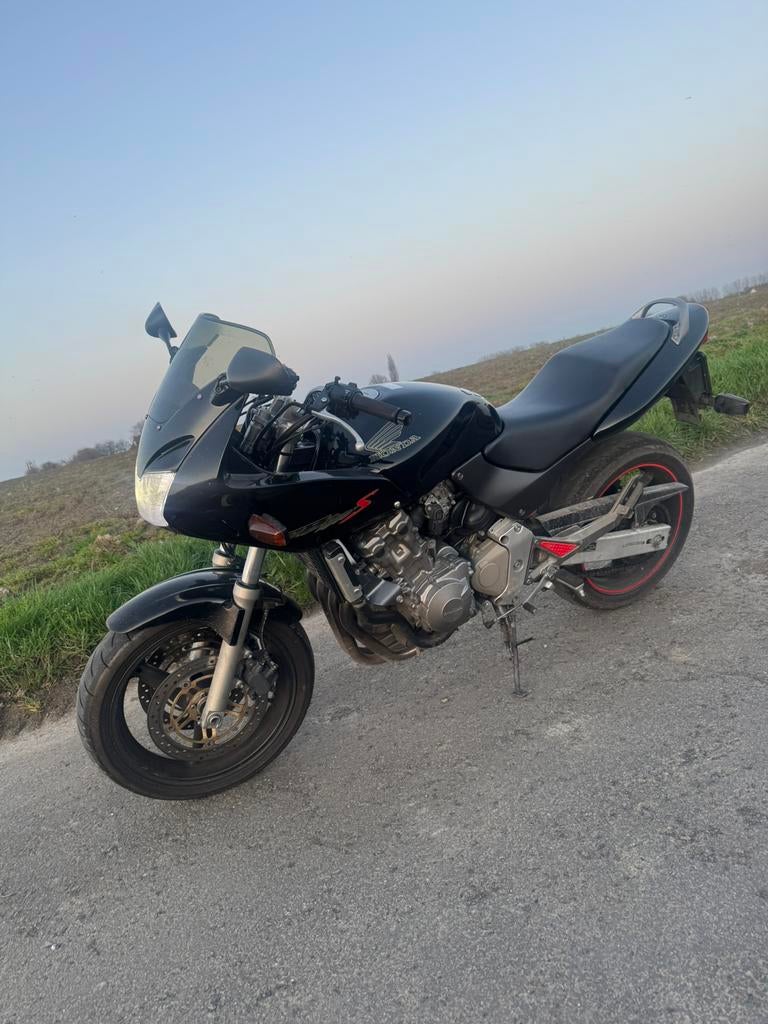 Echange hornet 600 f, 4 cilinders, Motorrijbewijs A, Particulier, Meer dan 35 kW