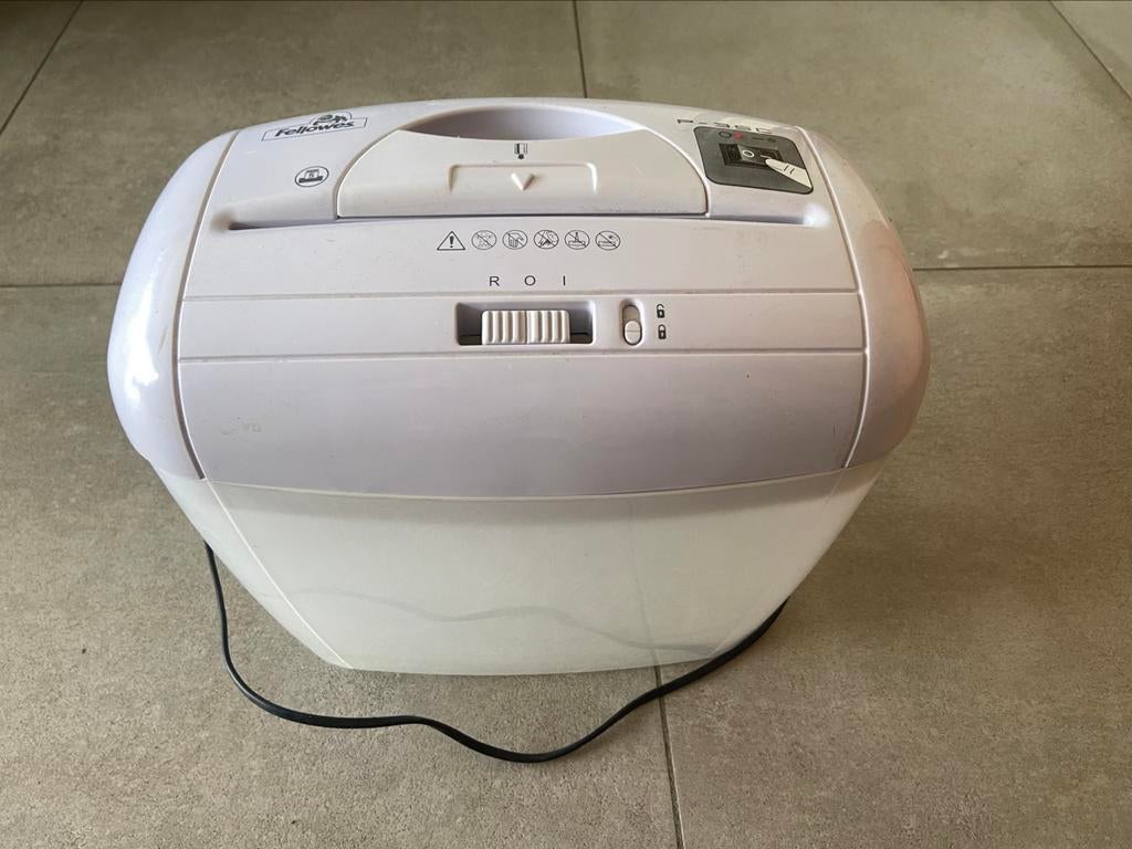 Papierversnipperaar Fellowes P-35C, Diversen, Bureau-accessoires, Ophalen, Gebruikt