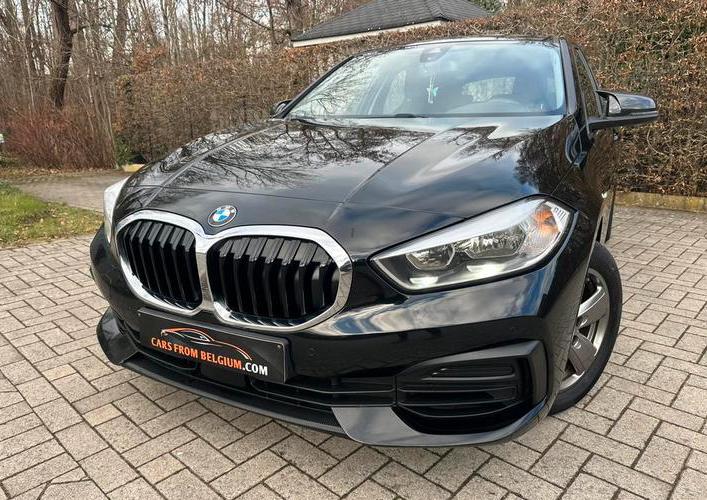 BMW 118i Pack M * GARANTIE * CarPlay * Bluetooth * Euro 6 d, Auto's, BMW, Bedrijf, Te koop, 1 Reeks, Bluetooth, Benzine, Euro 6