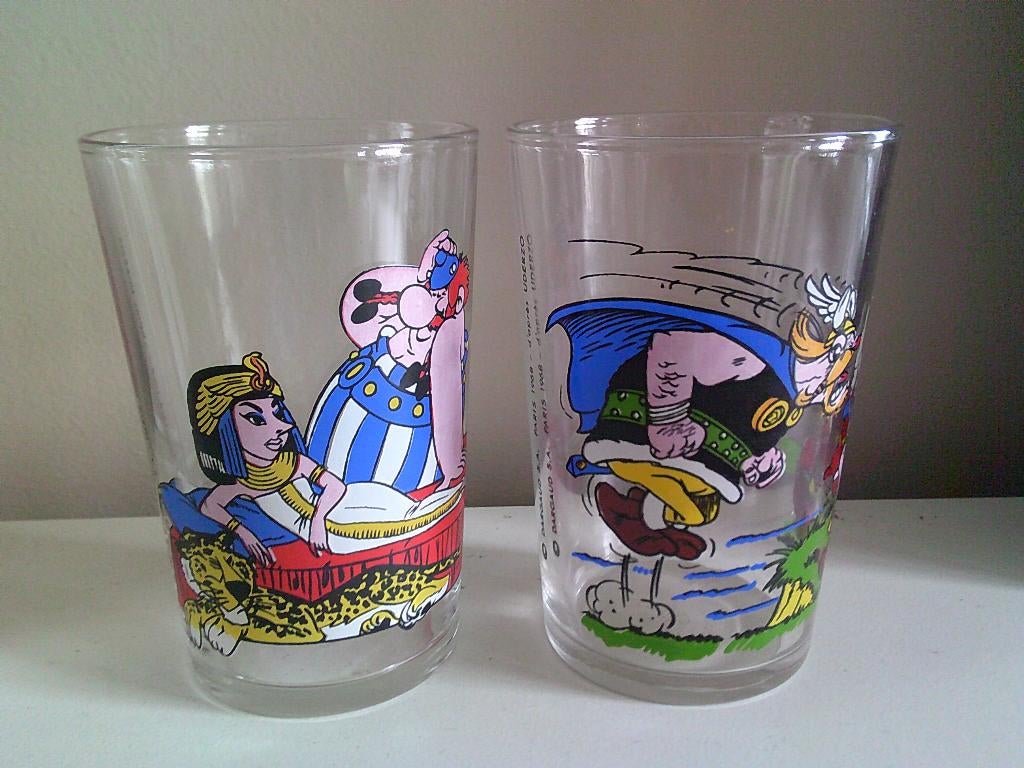 2 oud limonade glazen Asterix uit 1968 ., Verzamelen, Ophalen of Verzenden