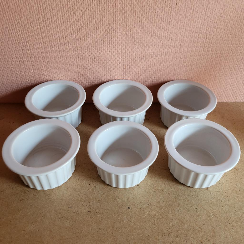 Witte ovenschaaltjes 6 stuks, Enlèvement ou Envoi, Comme neuf, Porcelaine, Balance ou Balances