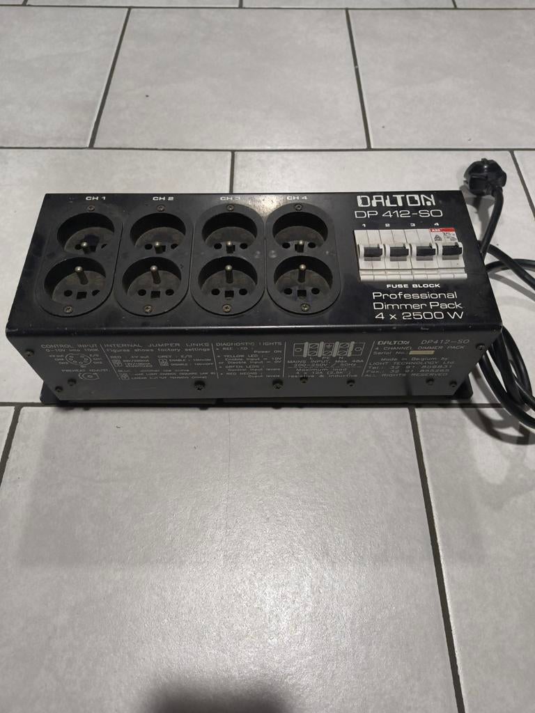 Befaamde Dalton professionele lichtsturing, Muziek en Instrumenten, Ophalen