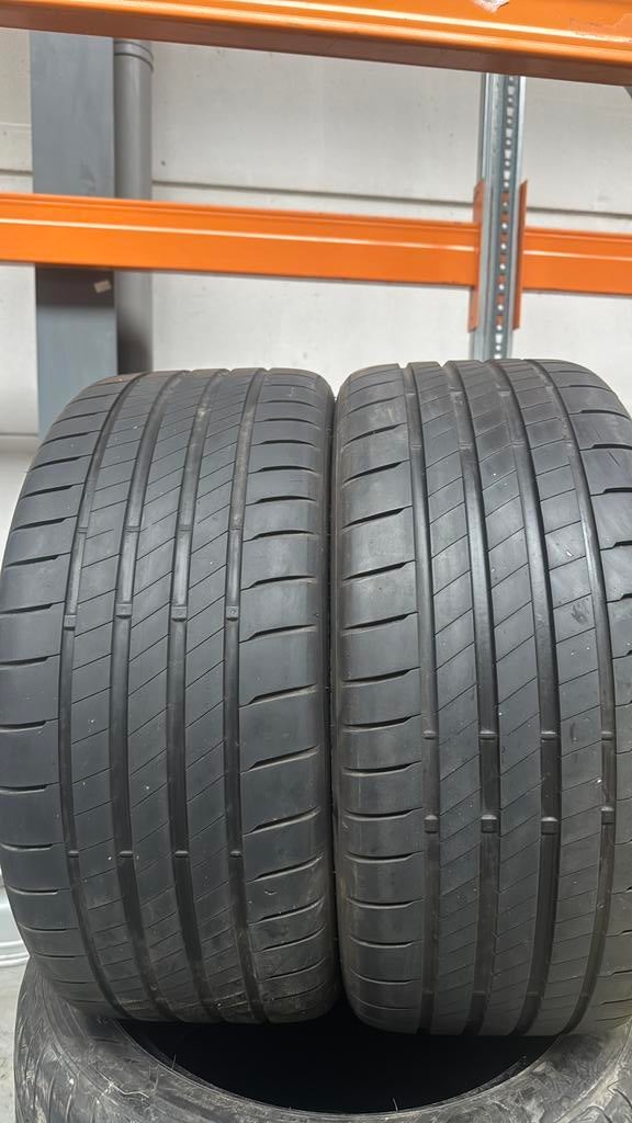 2353519  235/35/19  235/35R19 zomer merk Bridgestone, Ophalen