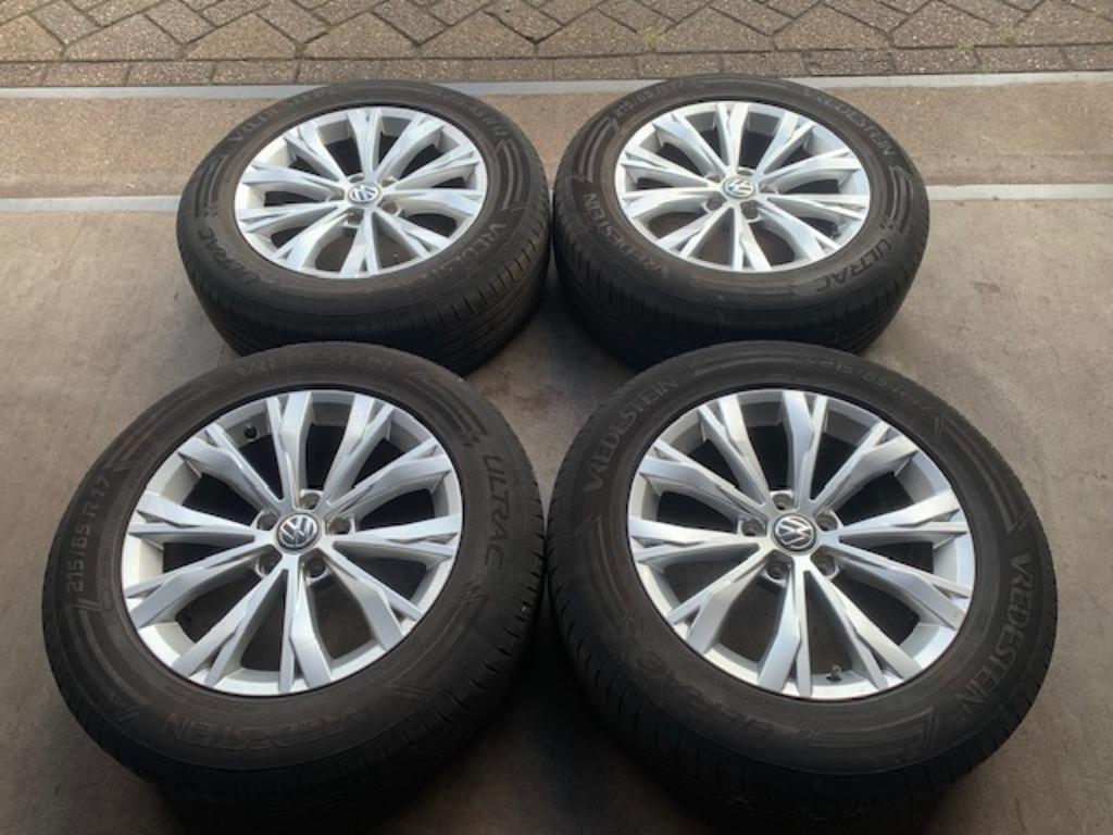 VW TIGUAN MONTANA VELGEN + NIEUWE WINTERBANDEN 215 65 R17, Ophalen of Verzenden, Nieuw