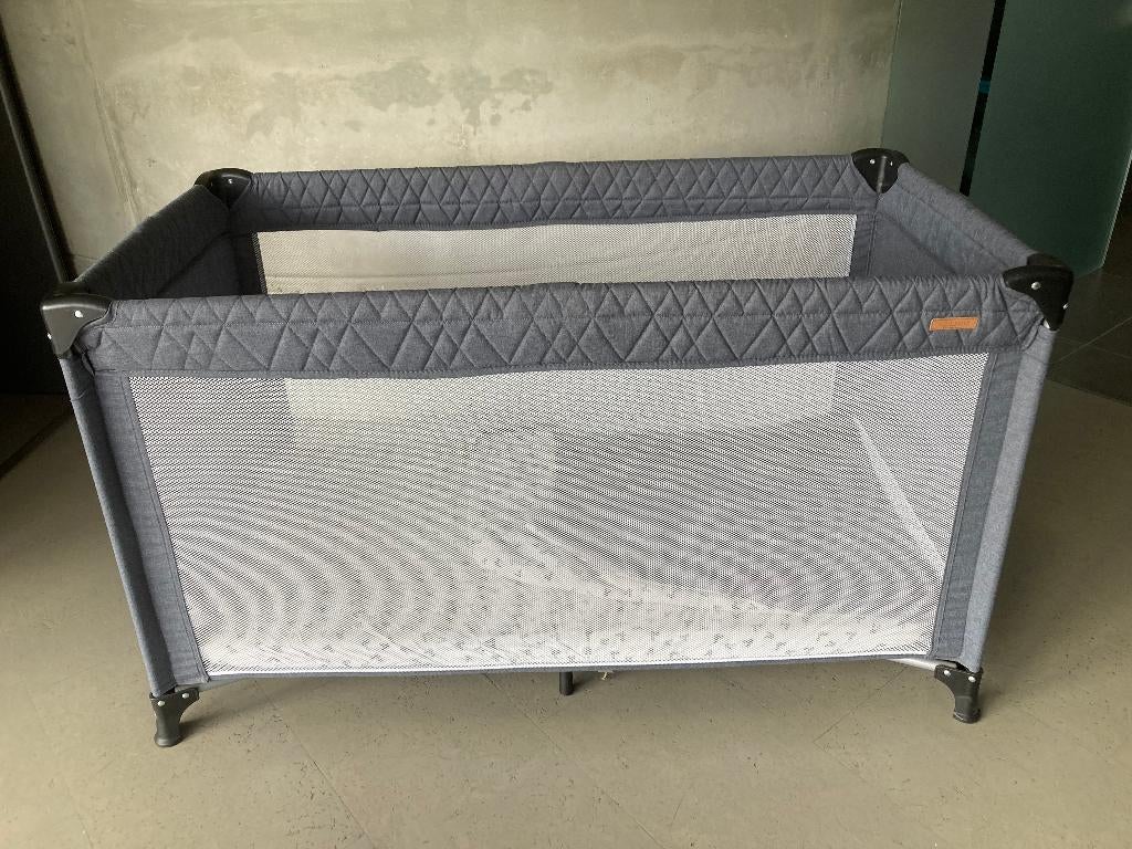 Reisbedje baby, Ophalen, Zo goed als nieuw, Reisbedje