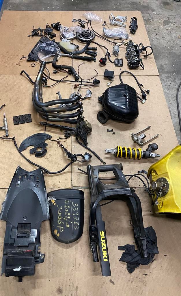 Pieces suzuki gsxr 1000 k3 k4, Motos, Enlèvement, Utilisé
