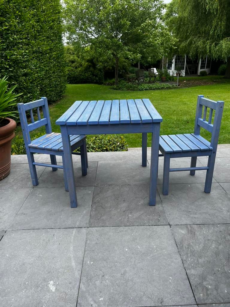 Houten kindertafel en 2 stoeltjes, Kinderen en Baby's, Kinderkamer | Tafels en Stoelen, Ophalen, Zo goed als nieuw