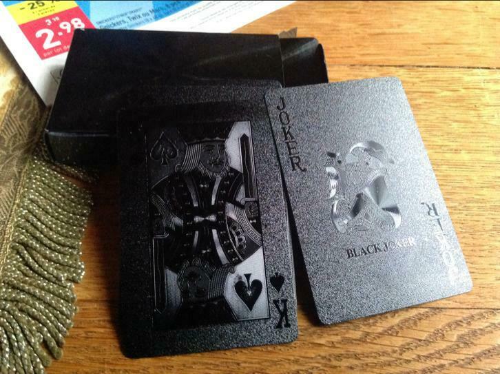 Super jeu de carte plastifiée noire jamais employé, Neuf, Carte(s) à jouer
