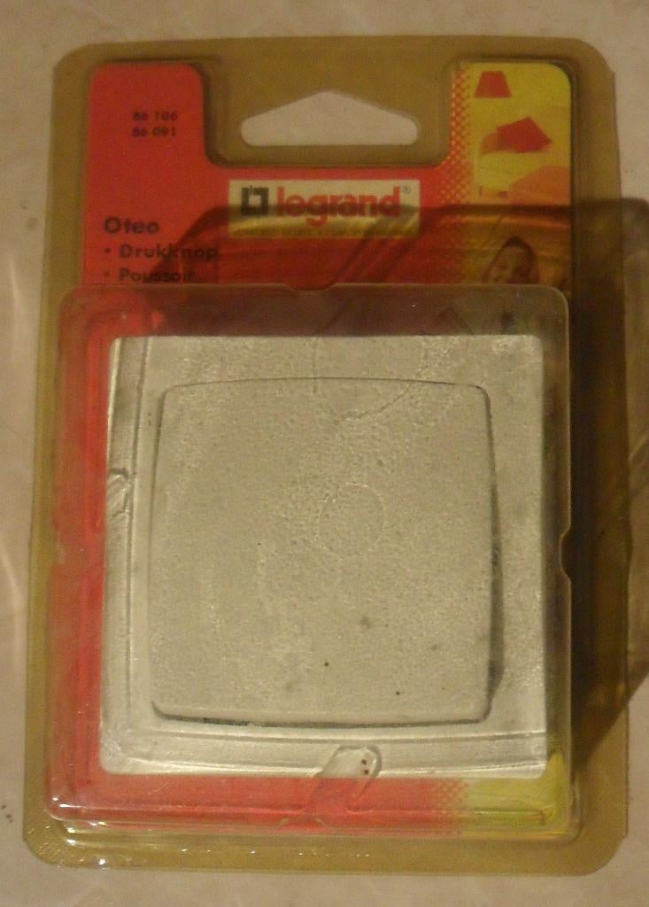 Bouton poussoir, Ophalen of Verzenden