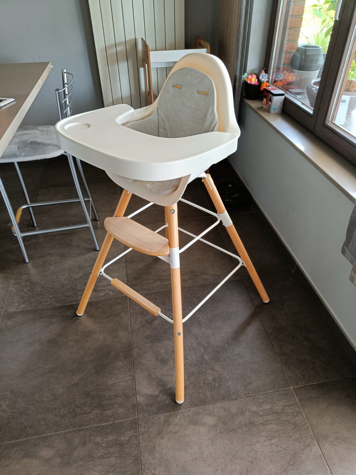 Hoge kinderstoel Childwood, Kinderen en Baby's, Ophalen, Gebruikt, Overige typen, Aanschuifbaar