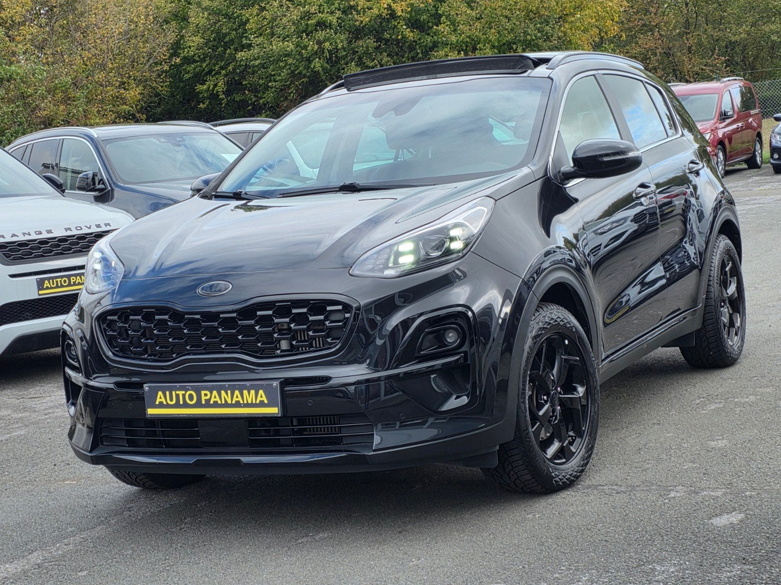 Kia Sportage 1.6 CRDi BLACK LINE BOITE AUTO DCT TOIT PANO, Auto's, Euro 6, 4 cilinders, Leder en Stof, Zwart