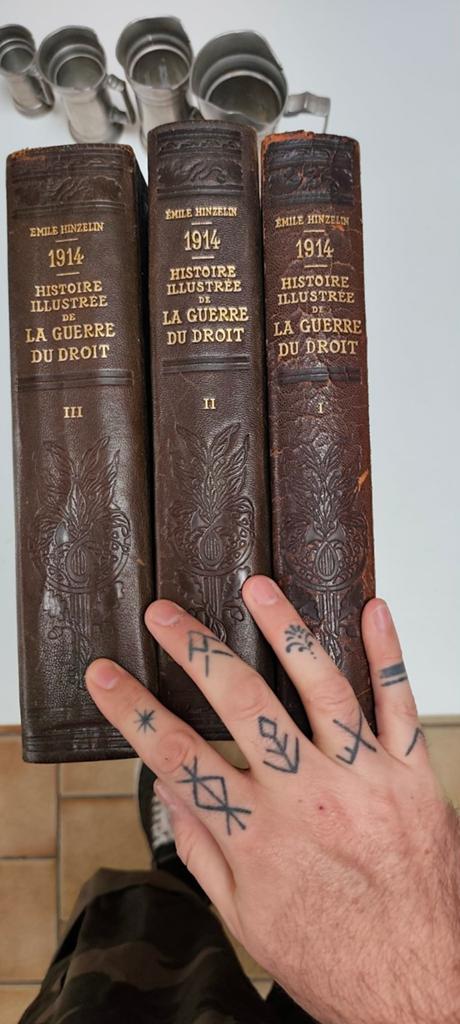 Hinzelin — Histoire Illustrée de la Guerre du Droit, Livres, Guerre & Militaire, Général, Enlèvement ou Envoi