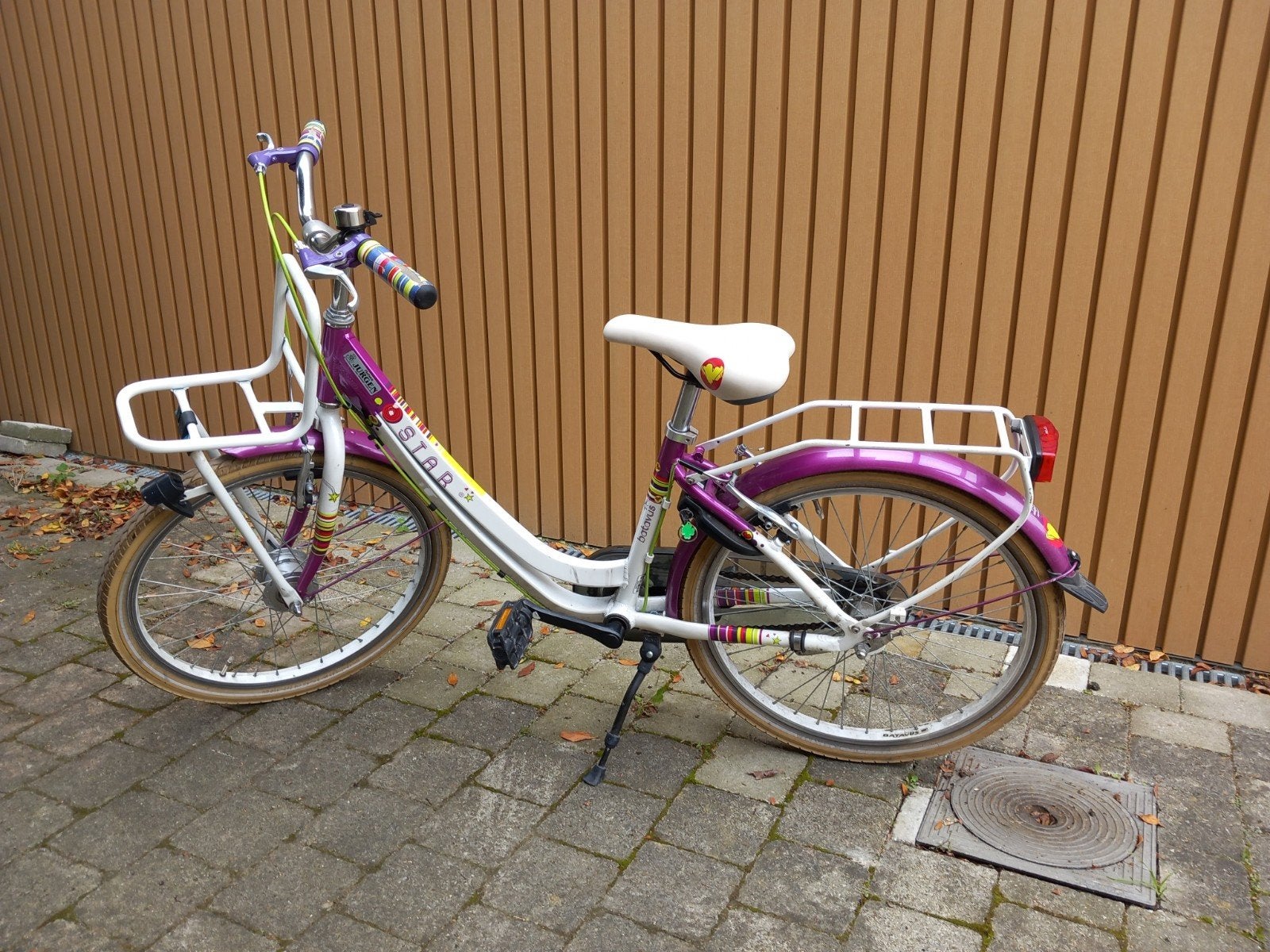 Meisjes fiets 22", Fietsen en Brommers, Ophalen, 22 inch, Gebruikt, Velgrem