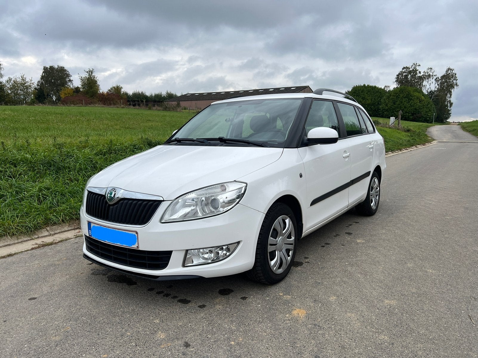 SKODA FABIA BREAK 1.2 BENZINE – 2012 – 96.715 KM, Autos, Achat, Attache-remorque, Break, Particulier