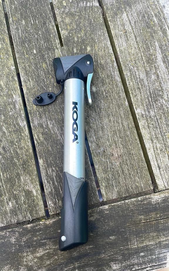 Koga mini pomp voor de fiets in nieuwstaat, Ophalen of Verzenden, Zo goed als nieuw