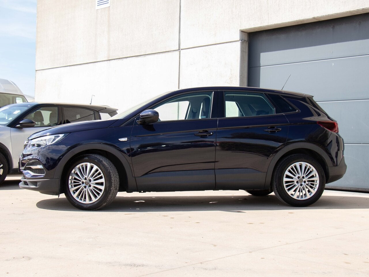 Opel Grandland X 1.2 MT6 130PK |SENSOREN|AIRCO|MANUEEL|CRUI, Autos, 0 kg, Achat, Euro 6, Entreprise