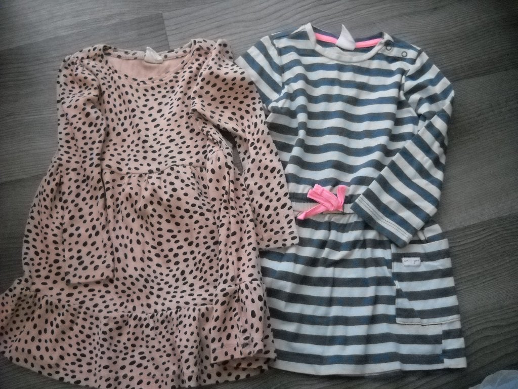 2 kleedjes hema-als nieuw-92 € 5,00, Kinderen en Baby's, Ophalen, Zo goed als nieuw, Meisje