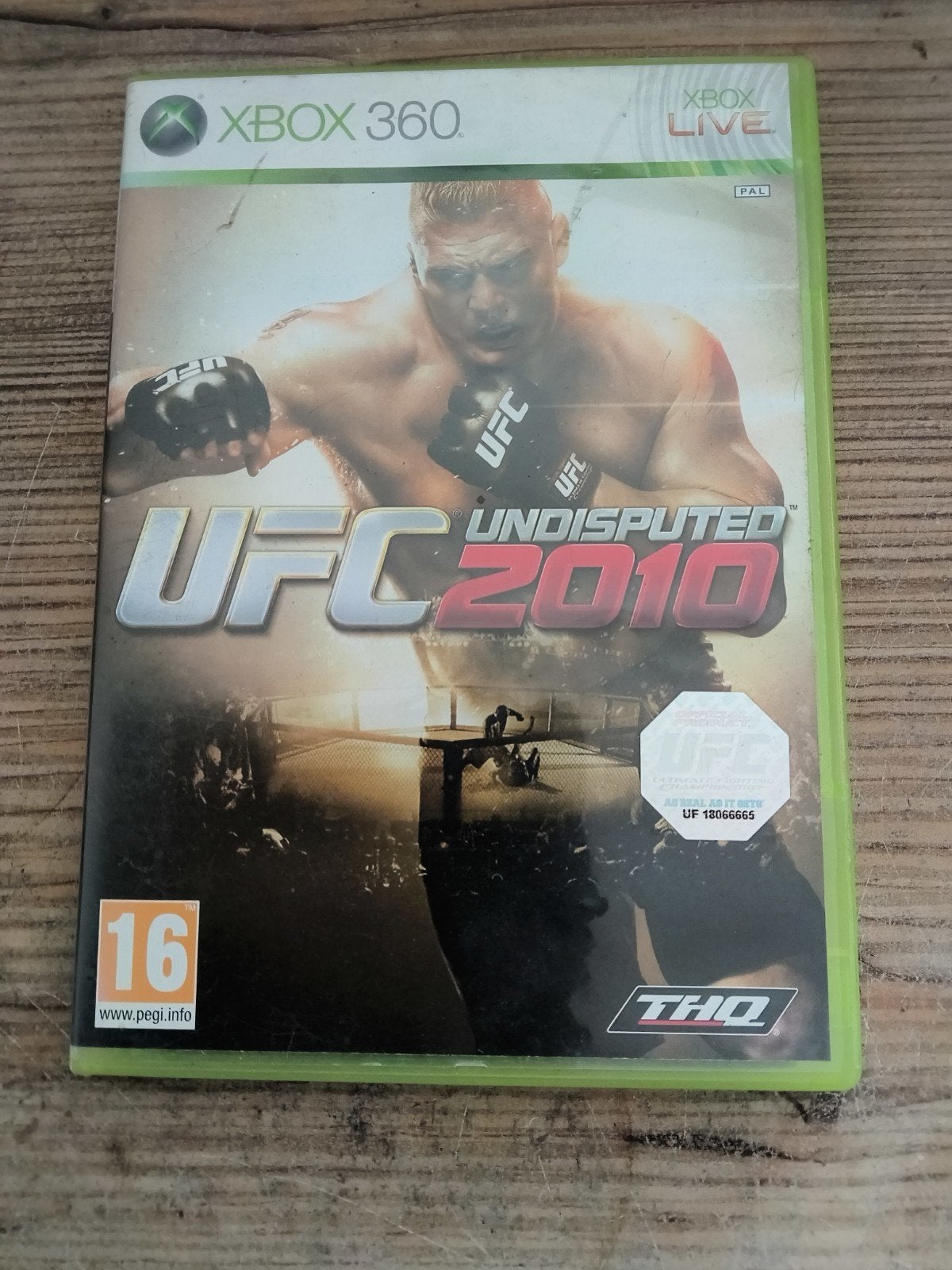 UFC Undisputed 2010 - Xbox 360, Consoles de jeu & Jeux vidéo, 2 joueurs, À partir de 16 ans, Utilisé, Sport