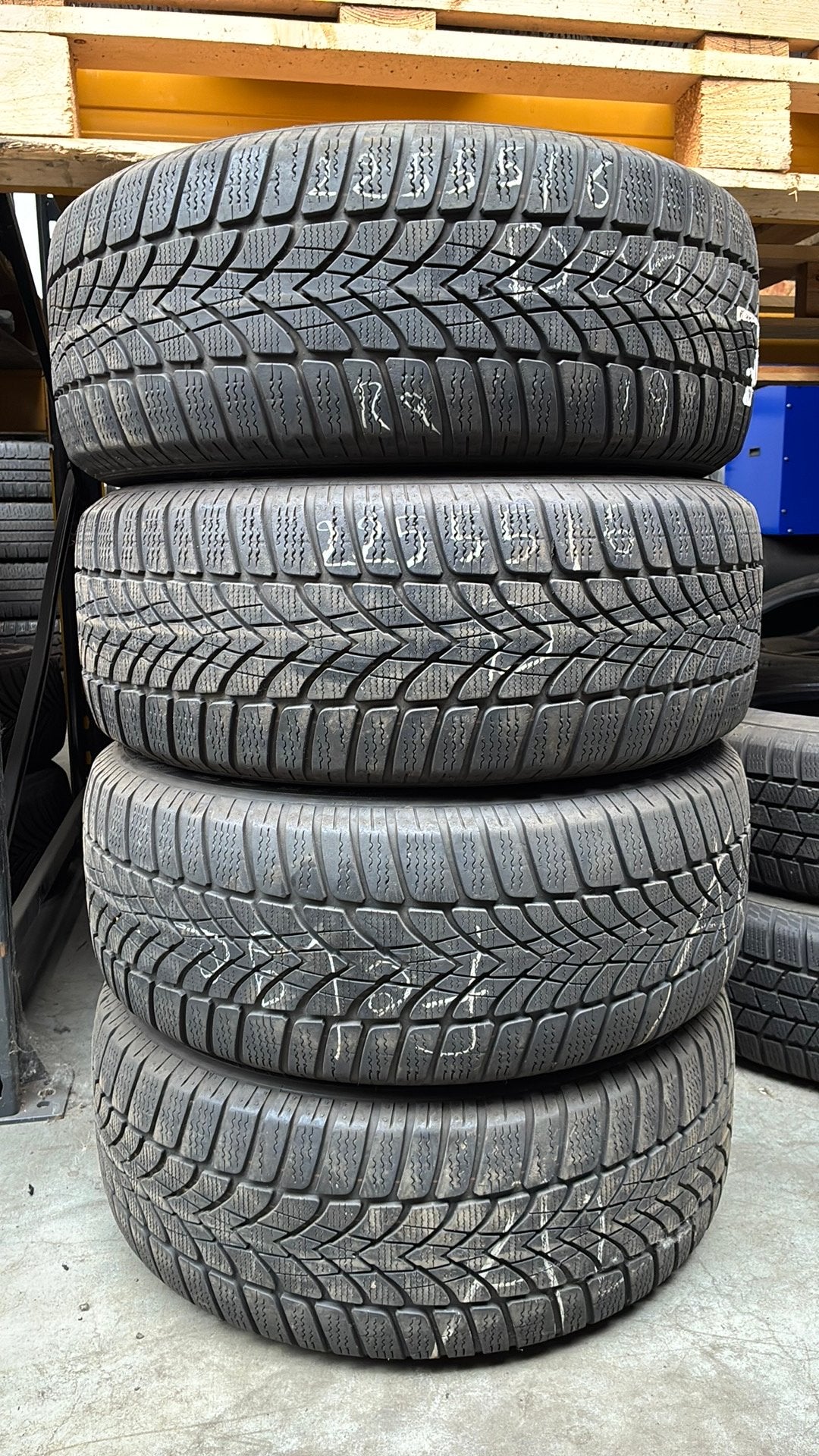 Pneus d'hiver 2255516 225/55/16 225/55R16  marque Dunlop, Enlèvement