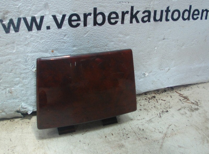 CENDRIER ARRIÈRE Volvo 960 I Estate (01-1990/01-1997), Info@volvocars.com, Volvo Car Germany GmbH, Siegburger Straße 229
50679  Köln, DE