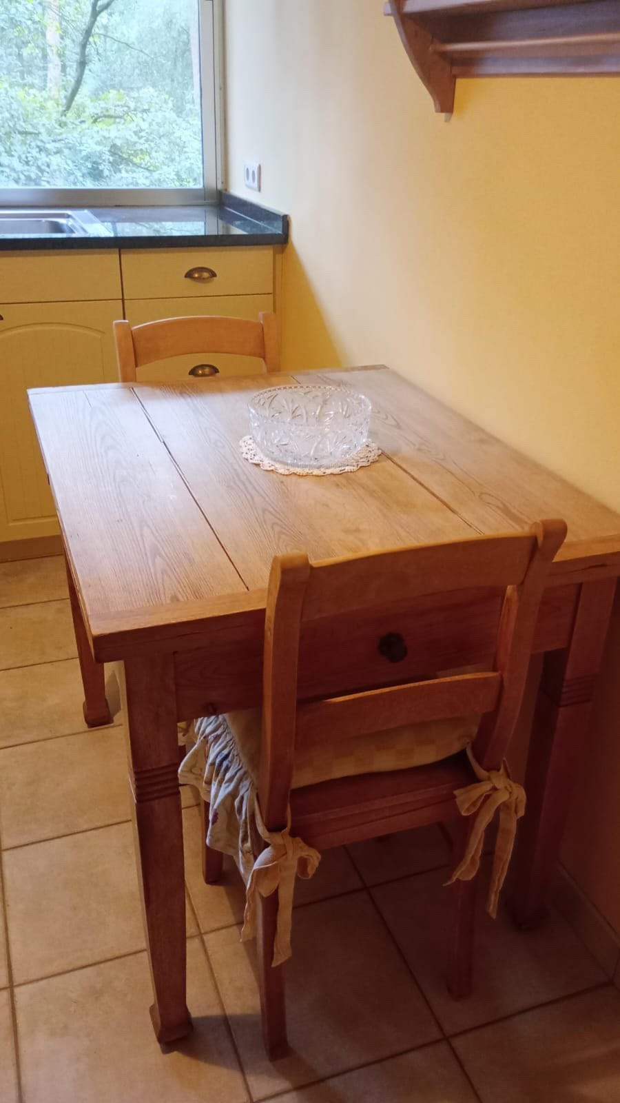 Houten landelijke tafel met stoelen, Ophalen, Gebruikt, 50 tot 100 cm, 150 tot 200 cm