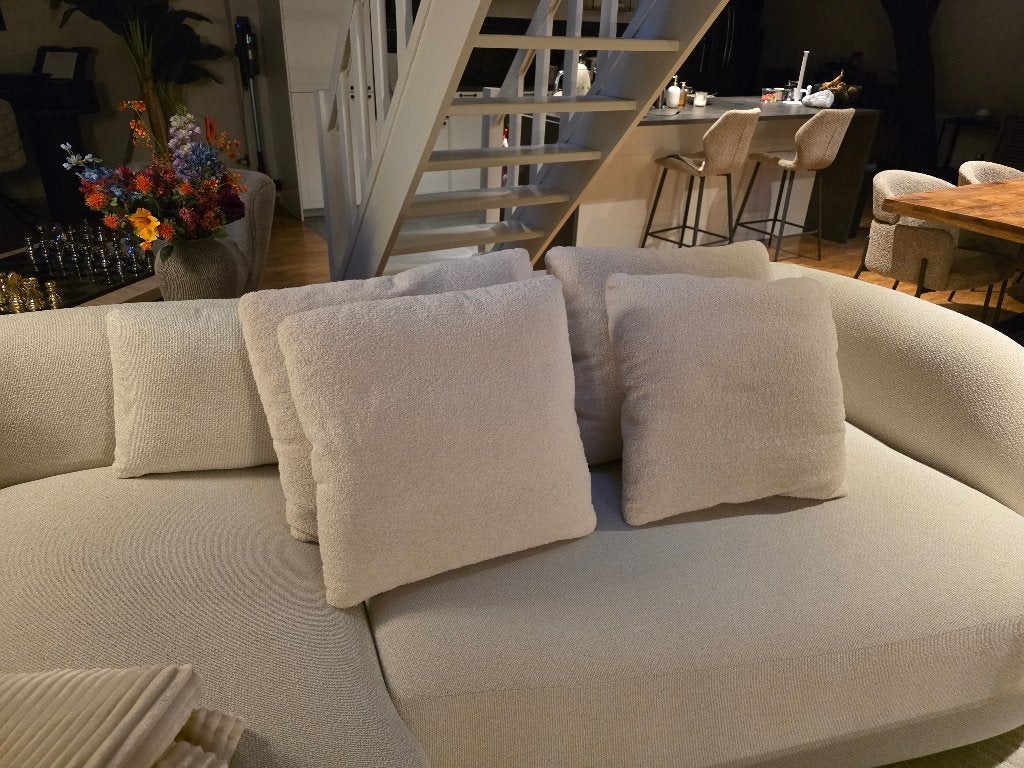Kave Home bouclé kussens, Ophalen, Overige maten, Zo goed als nieuw, Bouclé
