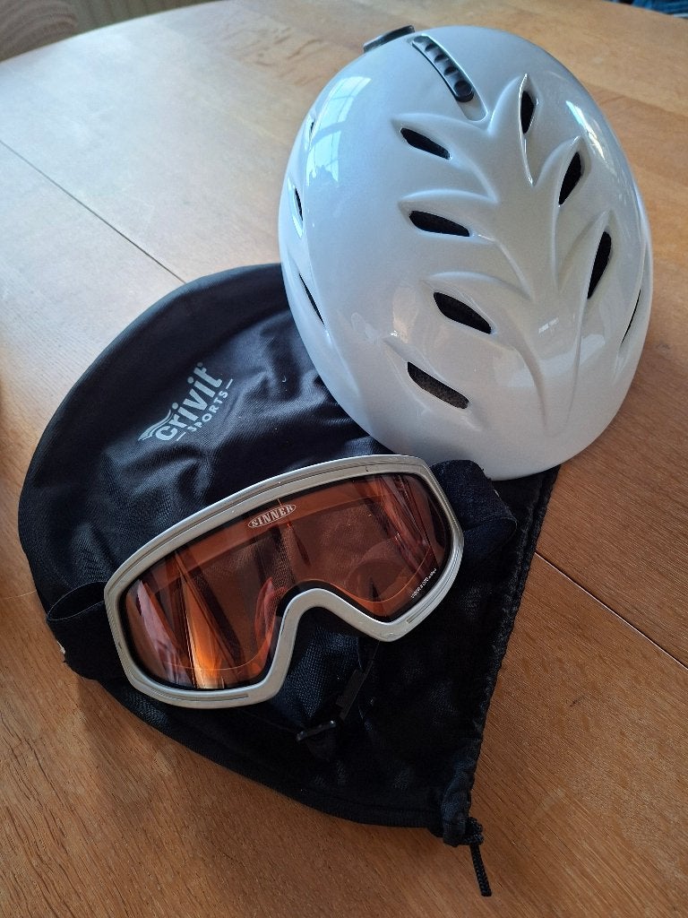 Skihelm en skibril, Sport en Fitness, Skiën en Langlaufen, Overige typen, Zo goed als nieuw, Ski, Ophalen