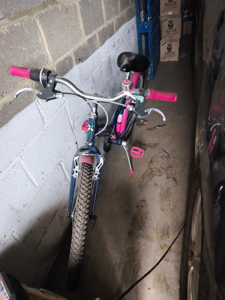 Vélo fille, Enlèvement, Utilisé, 20 pouces ou plus, BTwin Décathlon
