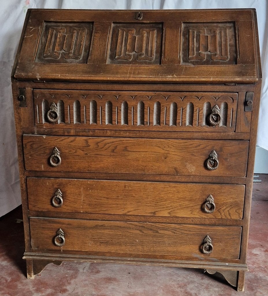 Secrétaire en bois classique, Enlèvement