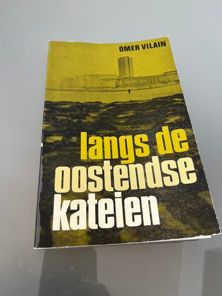 Langs de oostendse kateien - omer vilain heemkunde oostende, Boeken, Ophalen of Verzenden, Gelezen