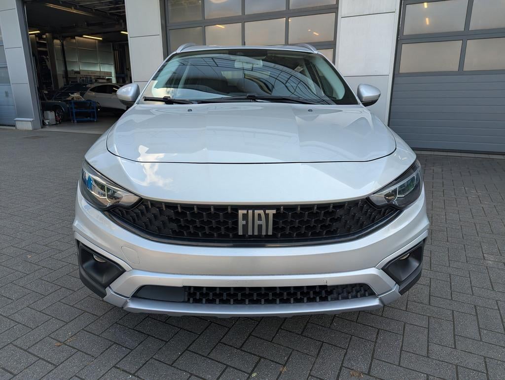 Fiat Tipo Cross 1.0 100pk *Adaptive Cruise*Carplay*Cam, Autos, Fiat, Argent ou Gris, Achat, Euro 6, Entreprise