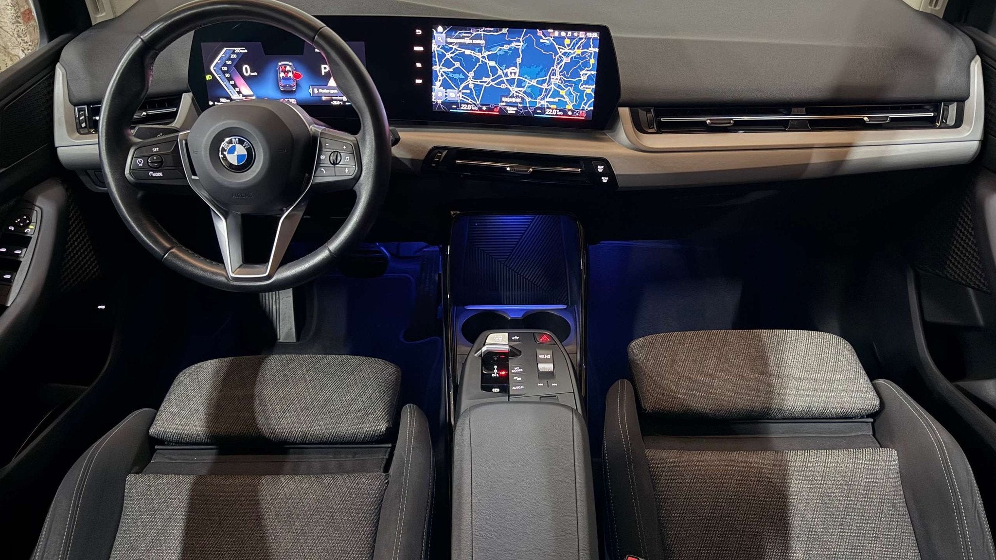 BMW 218 dA Active Tourer Garantie Automaat EURO 6d, Automaat, 4 cilinders, Zwart, 2 Reeks Active Tourer