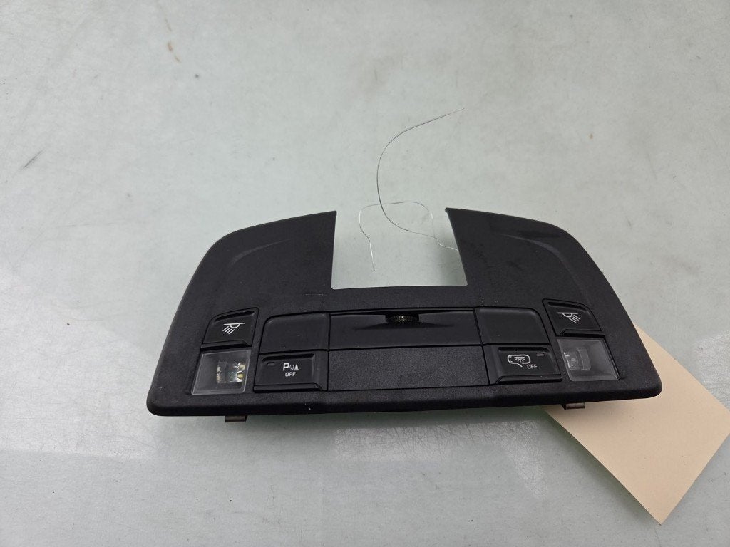 BINNENVERLICHTING VOOR Porsche 718 Boxster (982) (01-2016/-), Gebruikt, Porsche Deutschland GmbH, Porscheplatz 1
70435  Stuttgart, DE