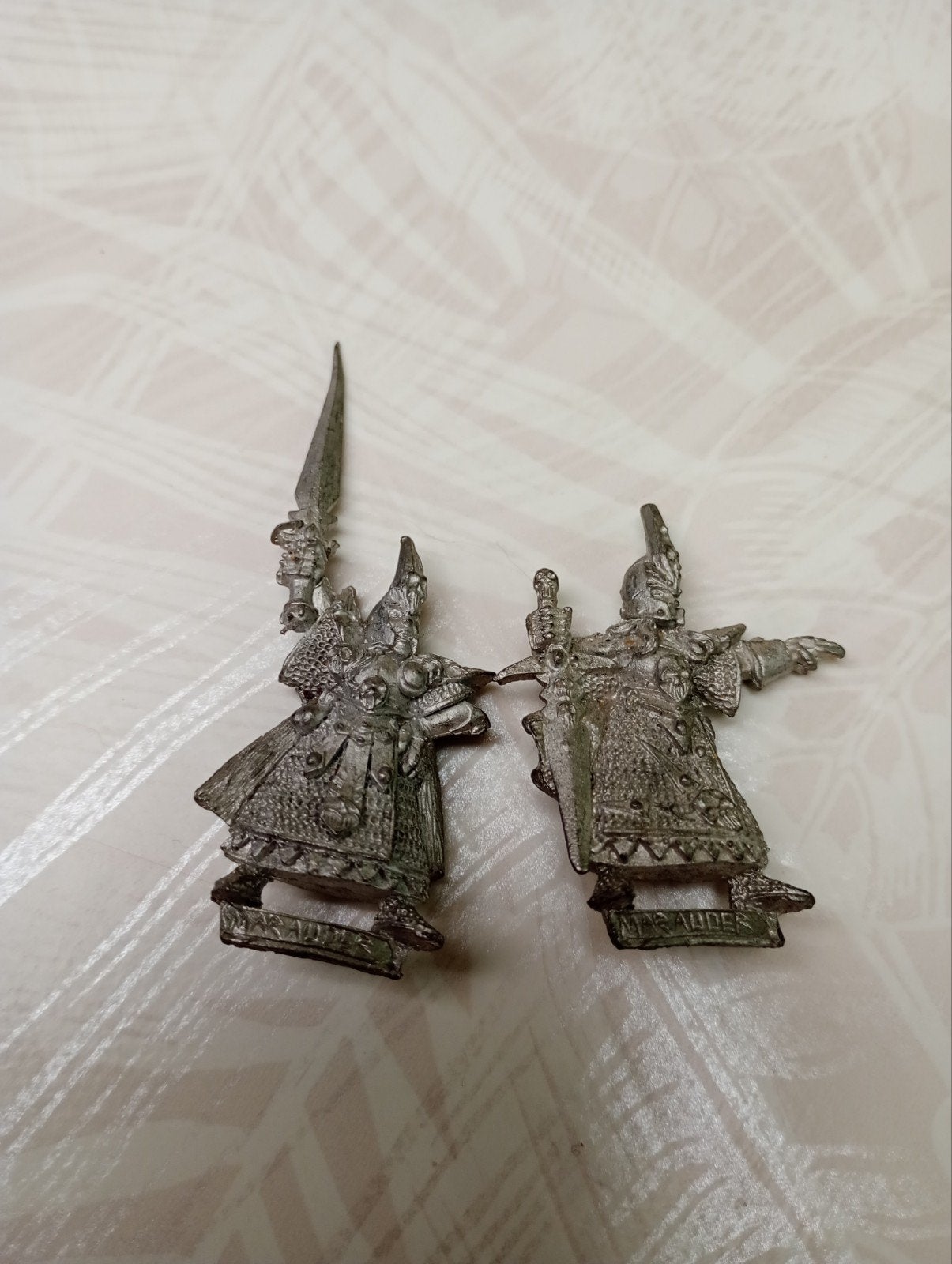 2x Figurines Champion / Leader Elfe Noir Métal - Marauder 19, Enlèvement ou Envoi, Warhammer, Figurine(s)
