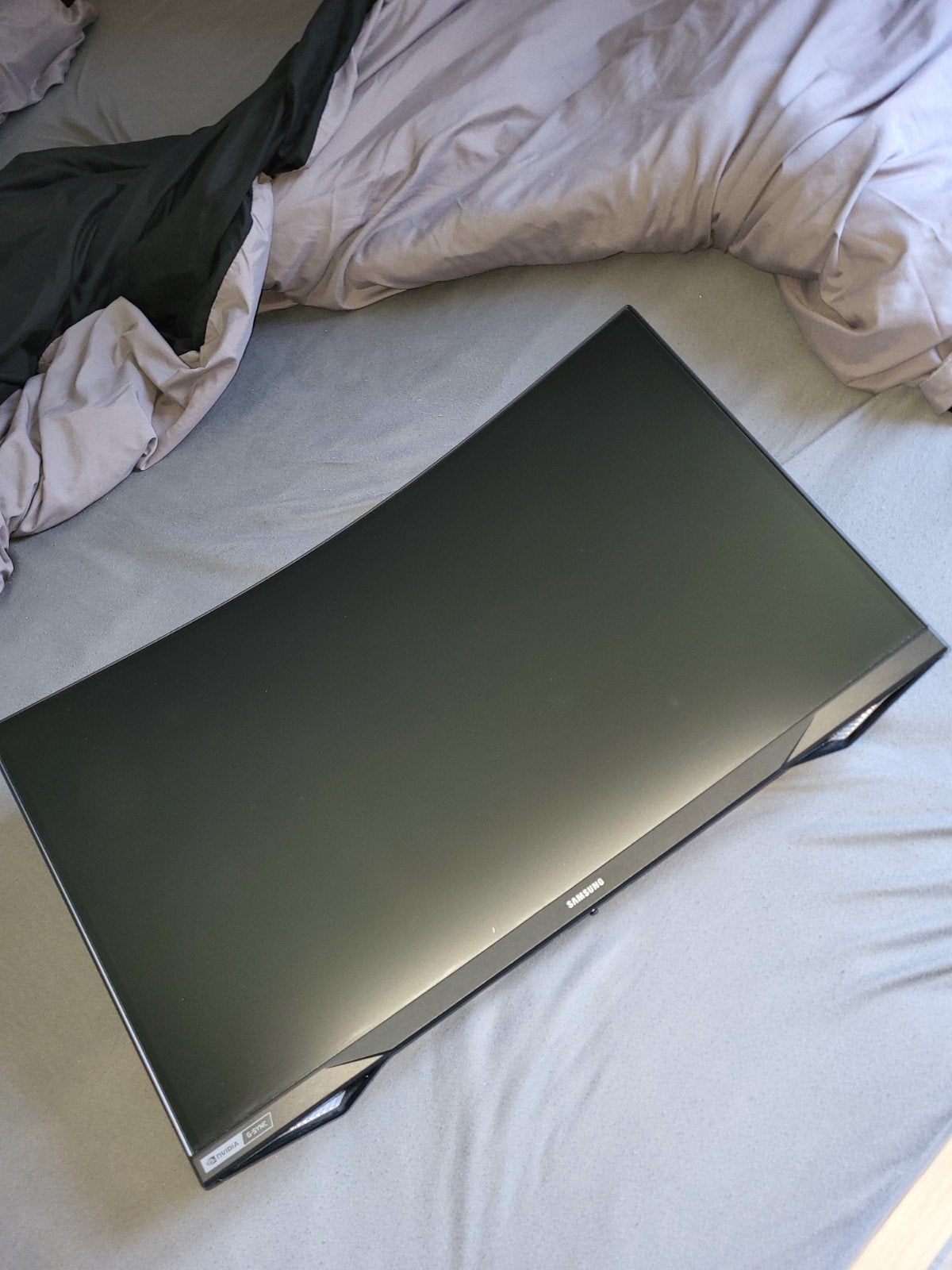 Samsung ODDESEY G7 - 27' - 240hz -2560 x 1440p HD, Computers en Software, HD, IPS, Zo goed als nieuw, DisplayPort
