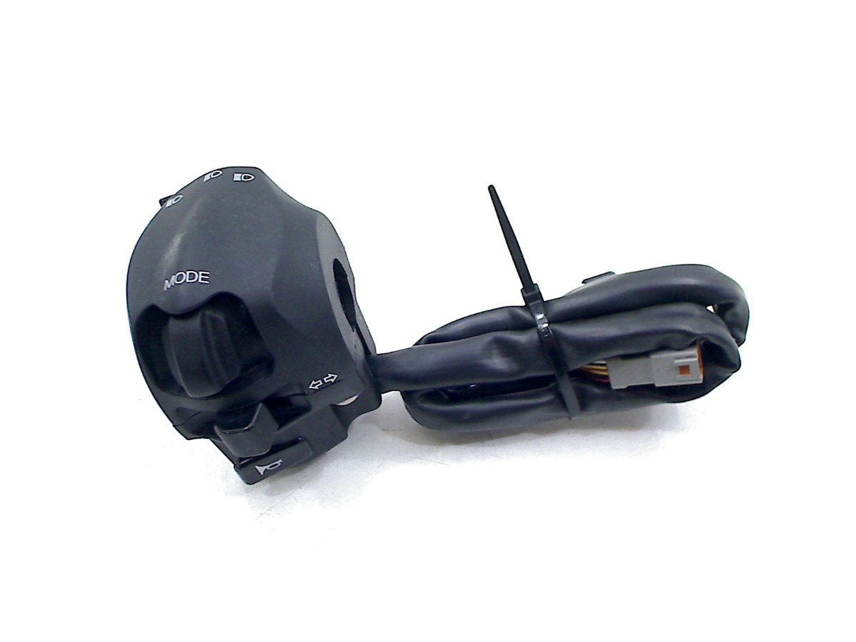 STUURSCHAKELAAR LINKS Zero DSR / X ZF173 2022 (27-08156), Motoren, Dhr. S. di Majo, Gebruikt, Info@cama-motorparts.nl, P.J. Troelstraweg 8 8
3144 CX  MAASSLUIS, NL