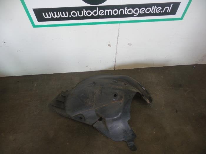 Passage de roue d'un Renault Clio (Clio 3 06-), Renault, -, 3 mois de garantie, Utilisé