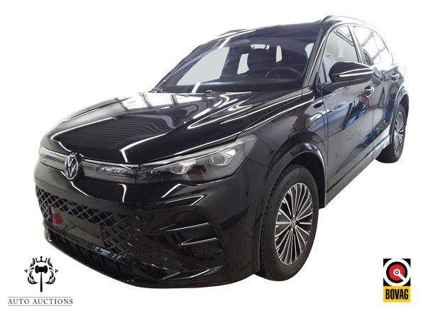 Volkswagen Tiguan 1.5 eHybrid R-Line 272PK | Full Options |, Autos, Volkswagen, Achat, Entreprise, Carnet d'entretien, Noir