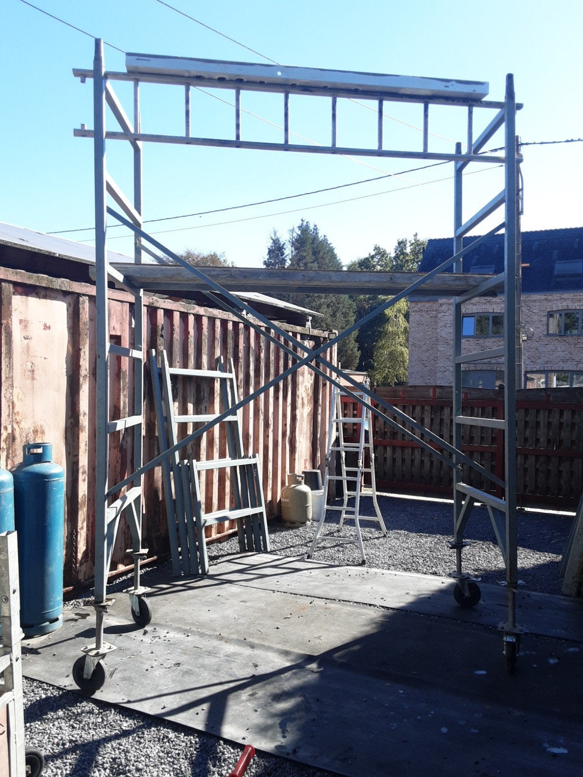 draagbare handgemaakte steiger H: 7,5 m werk (250€), Doe-het-zelf en Bouw, Ophalen, Gebruikt, Rolsteiger of Kamersteiger, 5 meter of hoger