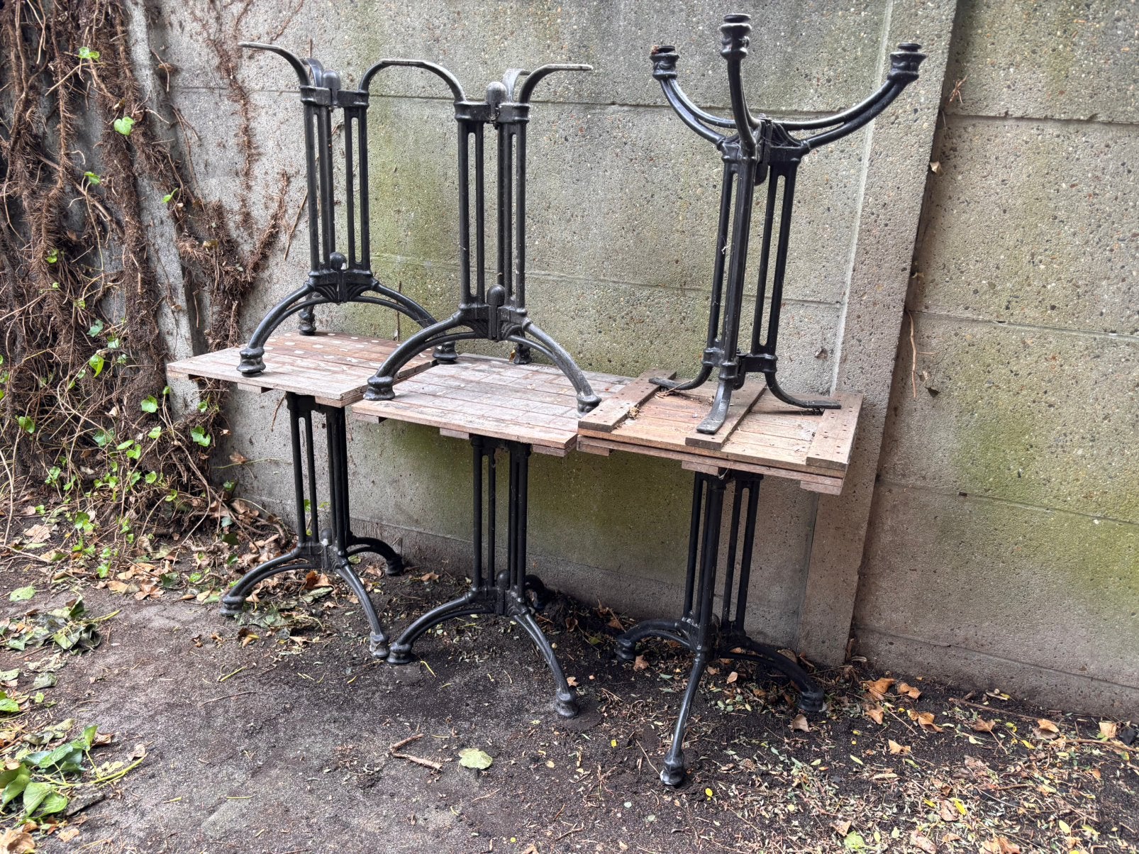 Bistro tafels, Ophalen, Gebruikt, Hout