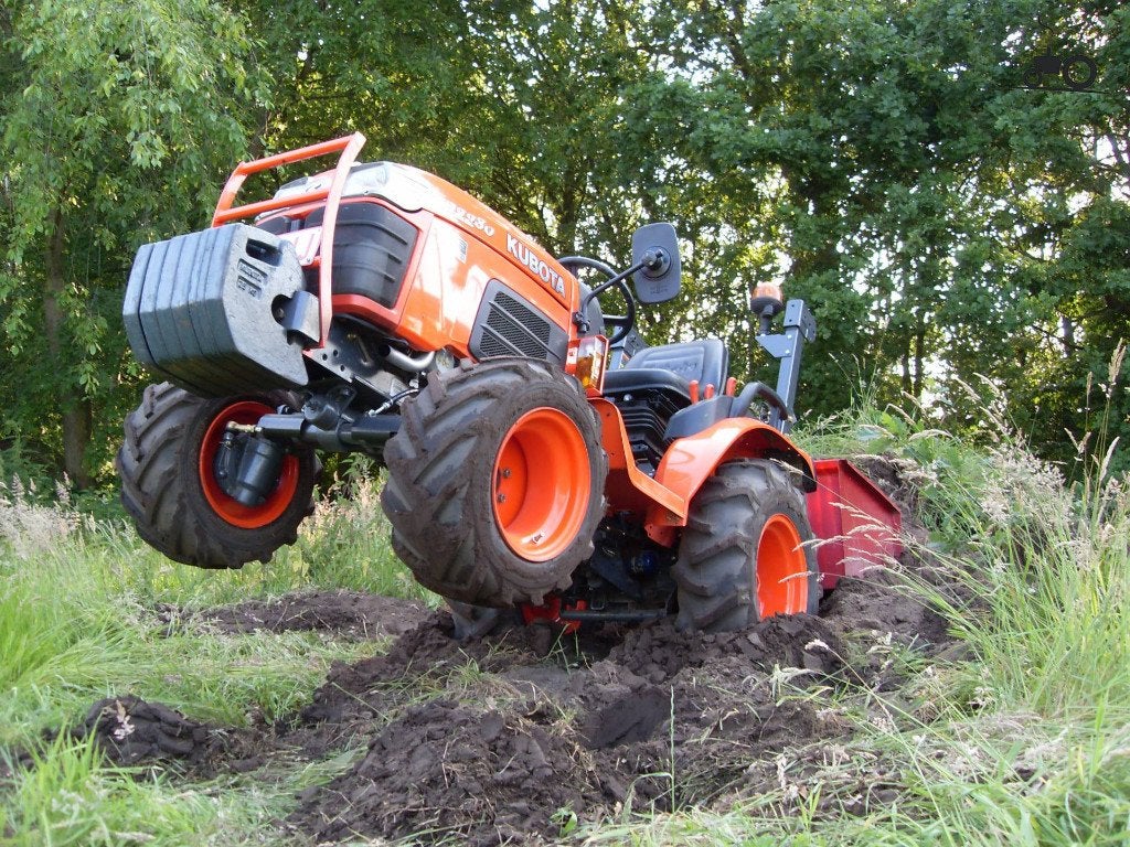 Op zoek naar een 4x4 microtractor — Kubota, Iseki, Yanmar, Zakelijke goederen, Ophalen, Overige merken