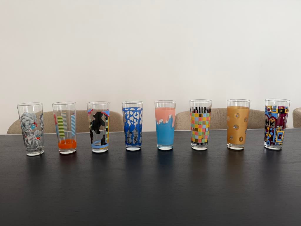 Ritzenhoff melkglazen — set van 8 verschillende artiesten, Verzamelen, Ophalen, Zo goed als nieuw