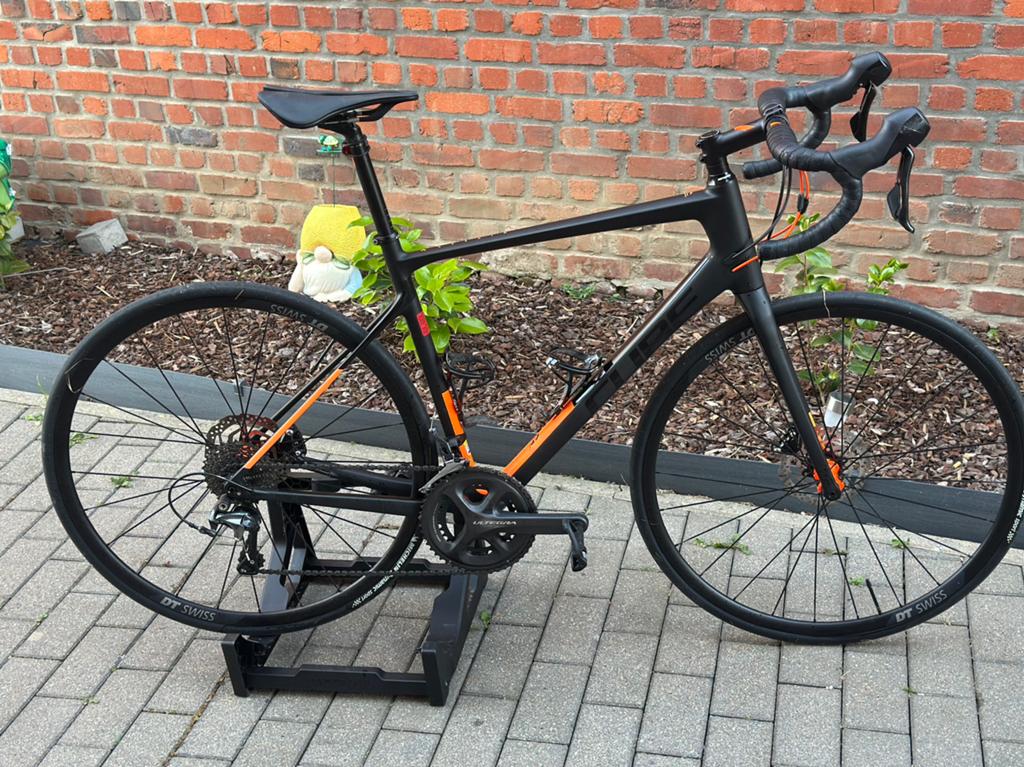 Cube Attain SL -taille 56 - Ultegra, Vélos & Vélomoteurs, Vélos | Hommes | Vélos de sport & Vélo de randonnée, Comme neuf, Enlèvement