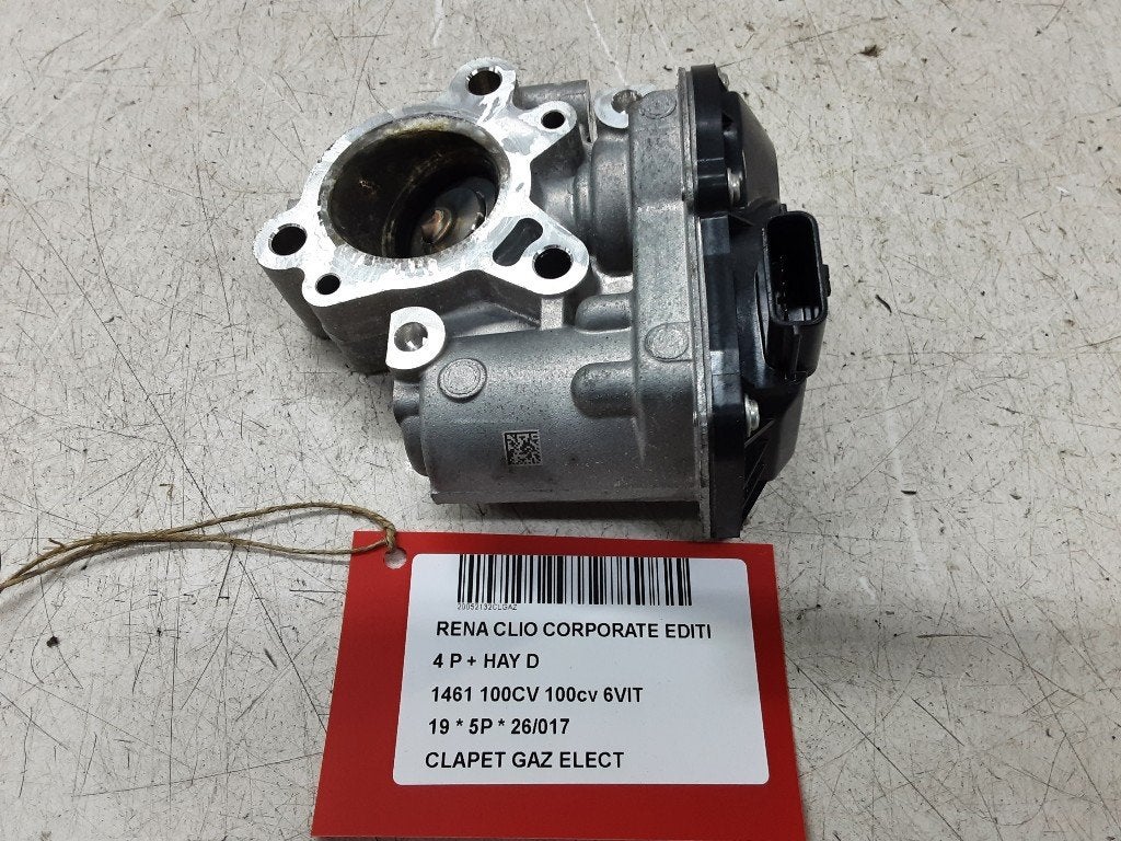 GASKLEPHUIS Renault Clio V (RJAB) (01-2019/-) (147100361R), Gebruikt, Renault, Peter-Huppertz-Straße 5
51063  Köln, DE, Dialog.deutschland@renault.de